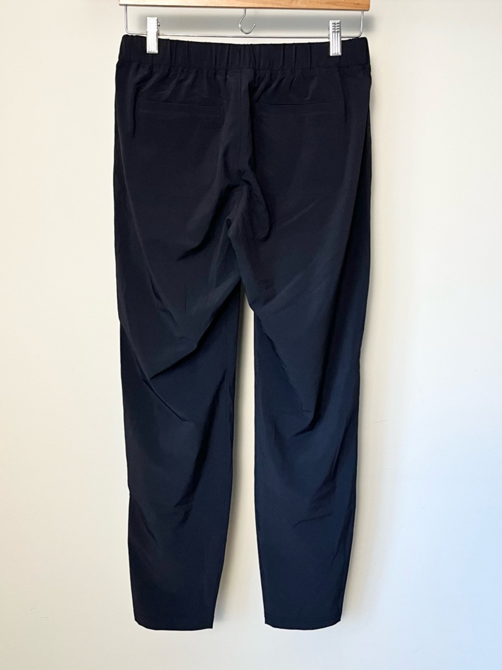 Athleta Lightweight Cinchable Athletic Pants - Picture 3 of 7